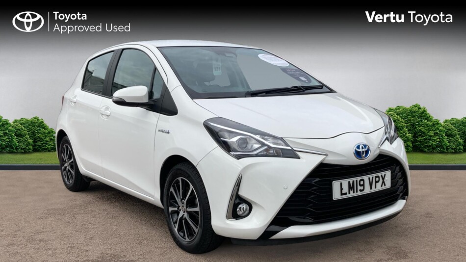Toyota Yaris 1.5 Hybrid Icon Tech 5dr CVT Hybrid Hatchback